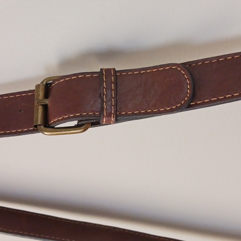 Liz & Co. Striped Vegan Leather Crossbody Bag - Picture 8 of 16